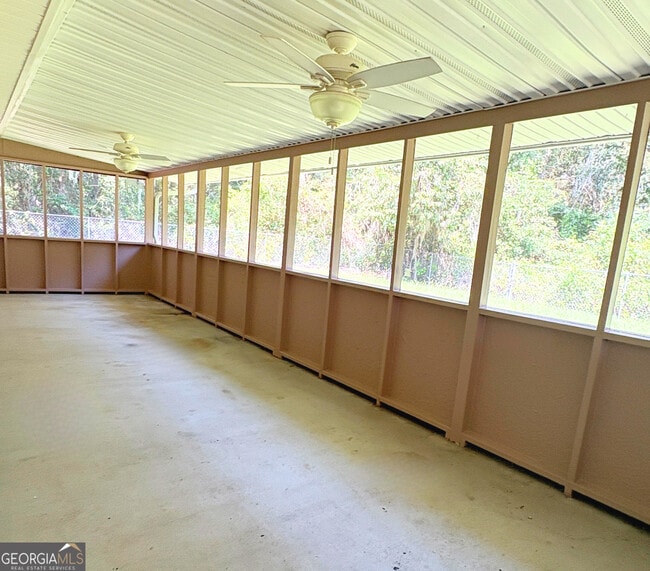 Building Photo - 117 Liberty Tree Rd