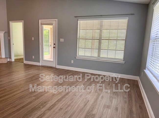 Building Photo - 9615 Laramie Dr