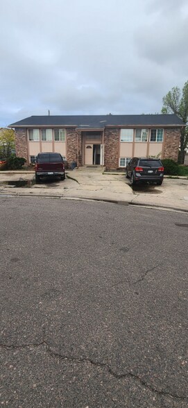 Building Photo - 1960 Eagle St