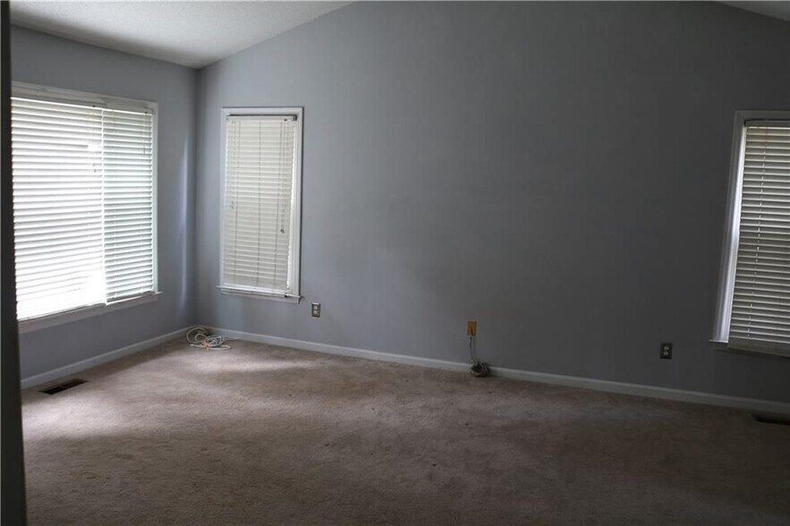 Building Photo - 1251 Green Oak Cir NW