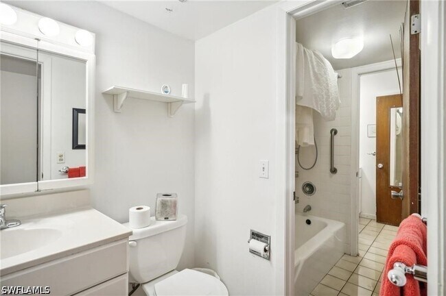 Building Photo - 3655 Boca Ciega Dr