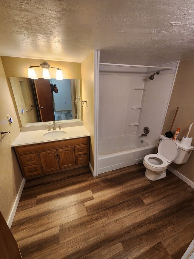 Building Photo - 2bdrm/1ba Single-level home in Ronan
