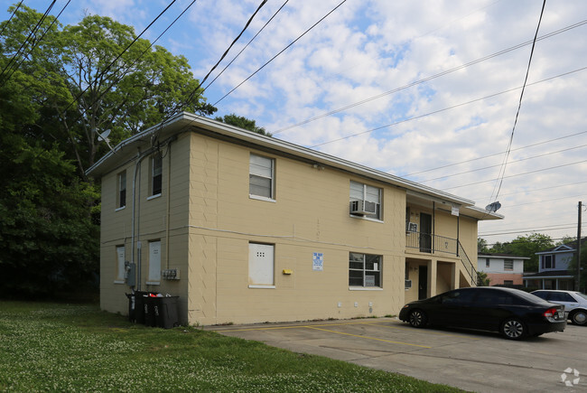 Building Photo - 1707 Logan St