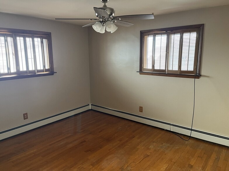 Building Photo - 2800 Mountain Rd