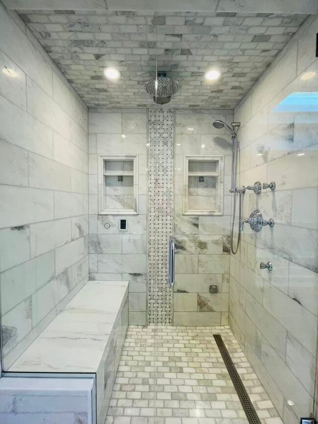 Building Photo - 406 S Lauder Ln