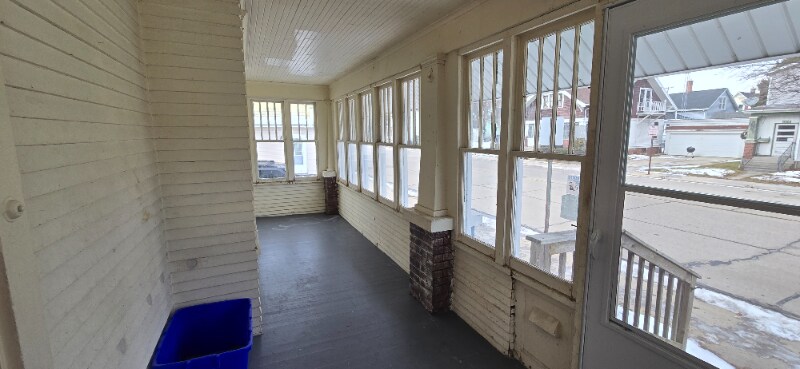 Building Photo - 1519-122n 22nd St