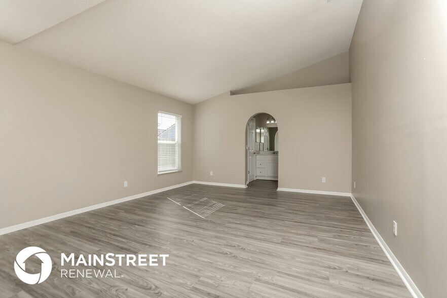 Building Photo - 8757 Claiborne Ct