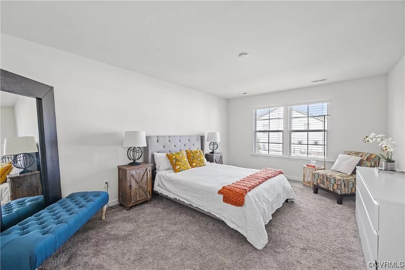 Building Photo - 227 Hanging Fern Alley