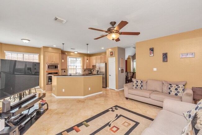 Building Photo - 4418 Ringrose Dr