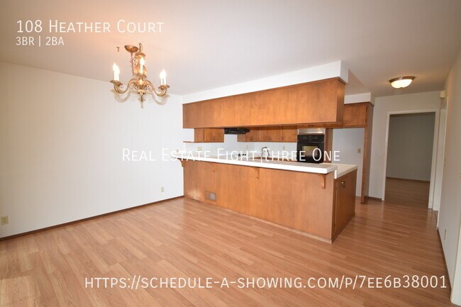 Building Photo - 108 Heather Ct