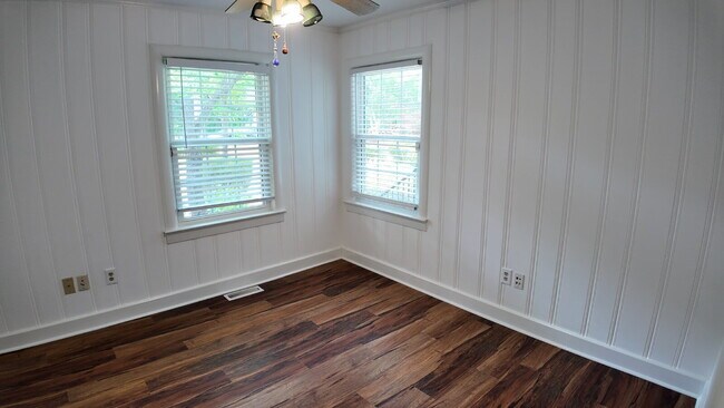 Building Photo - Welcome home!