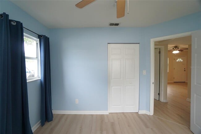 Building Photo - 3209 W Wallace Ave