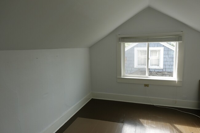Building Photo - 309 Hayes St