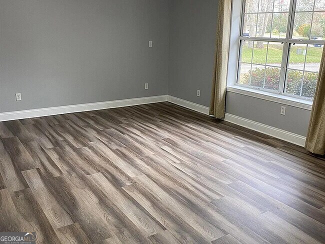 Building Photo - 176 Whippoorwill Cir