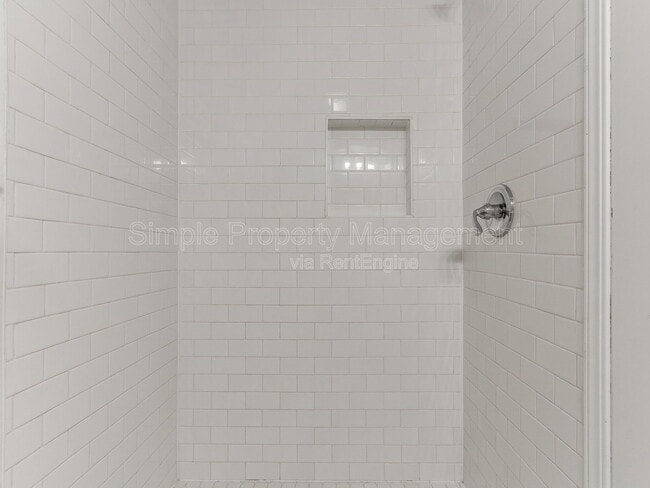 Building Photo - 7505 NW 29th St