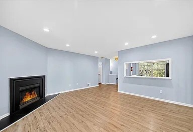 Building Photo - 1002 Woodbridge Commons Way