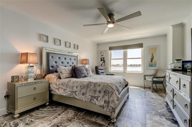 Building Photo - 5200 Brittany Dr S