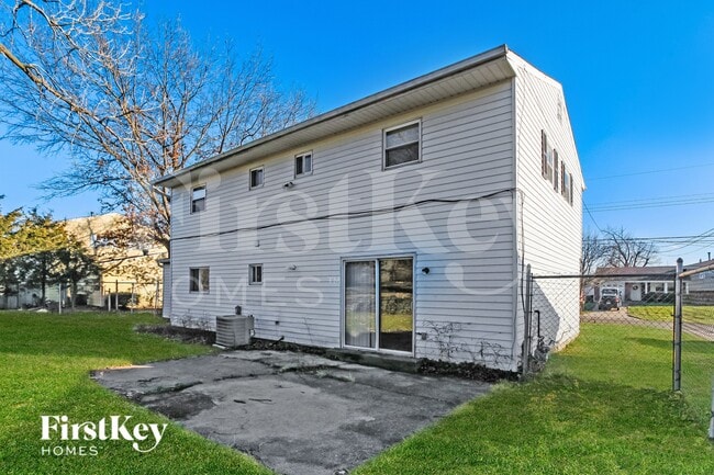 Building Photo - 11741 Hanover Rd