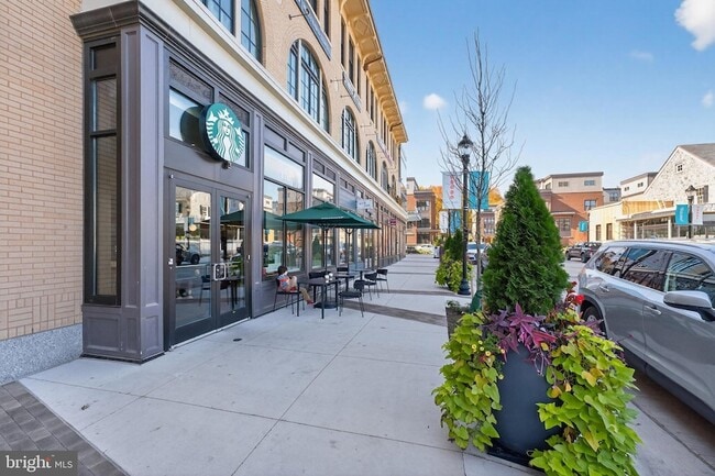 Building Photo - 5506 Topaz Ln