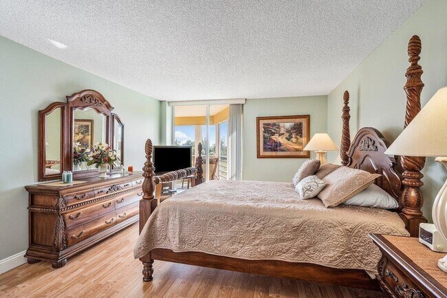 Building Photo - 6200 NW 2nd Ave