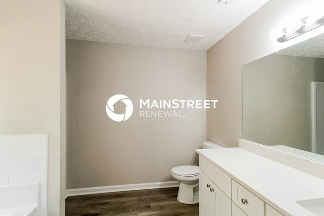 Building Photo - 3 Bedroom Pet-Friendly Home in Covington, ...