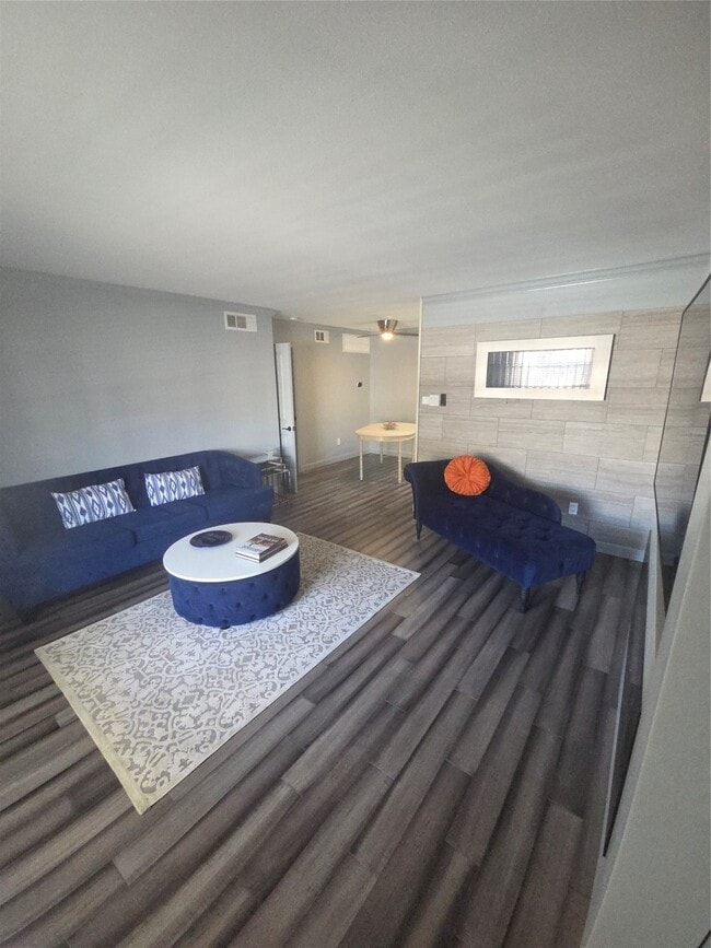 Building Photo - 2250 Bering Dr