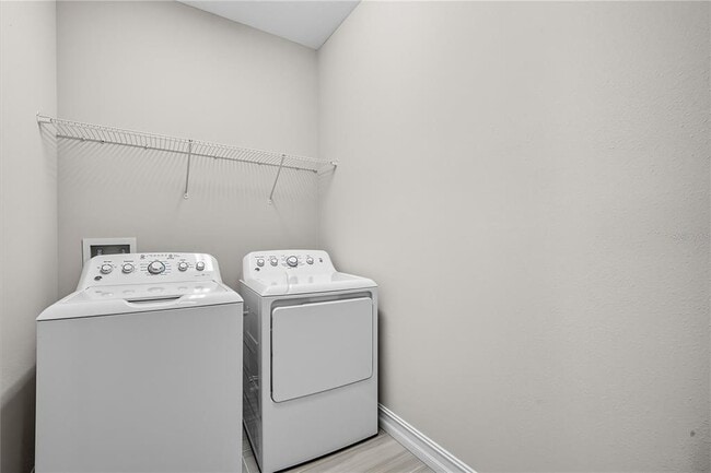Building Photo - 4663 Almada Ln