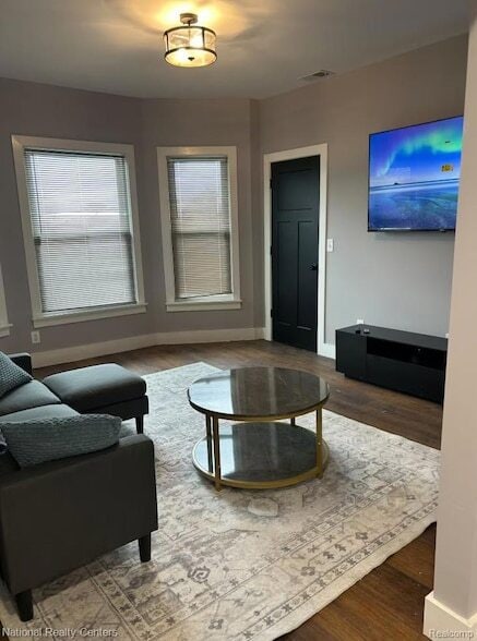 Building Photo - 2710 Wreford St