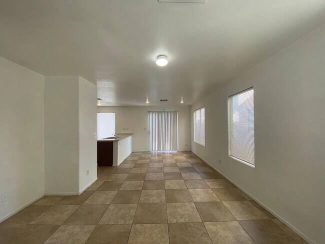 Building Photo - 6062 St Petersburg Dr