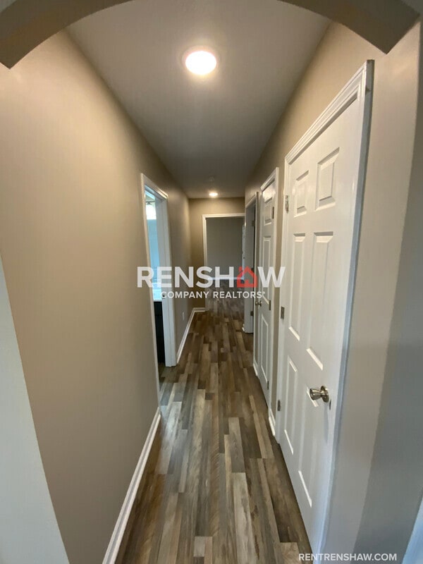 Building Photo - 477 Dana St