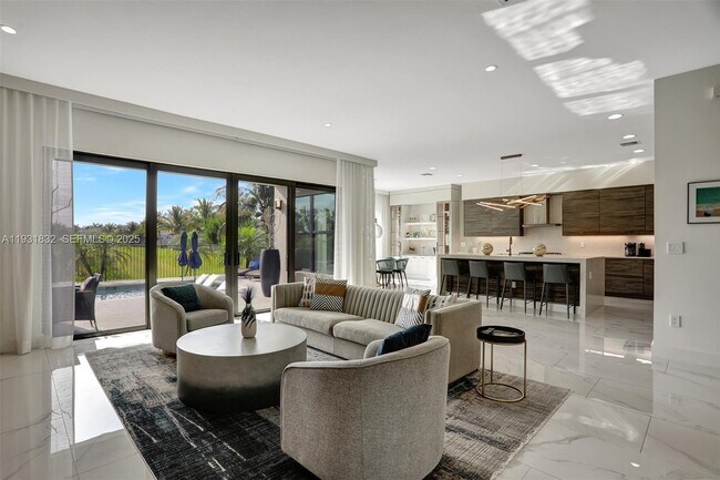 Building Photo - 17113 Aquavera Way