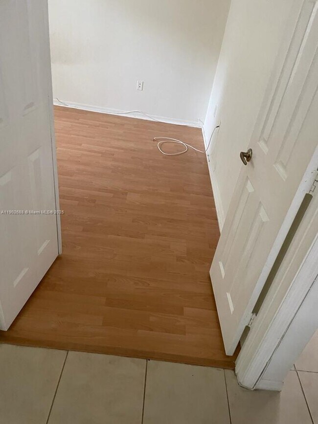 Building Photo - 4121 Sapphire Bend