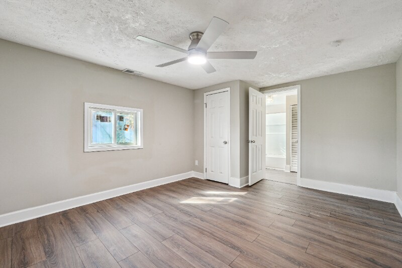 Building Photo - 276 Fairburn Rd NW
