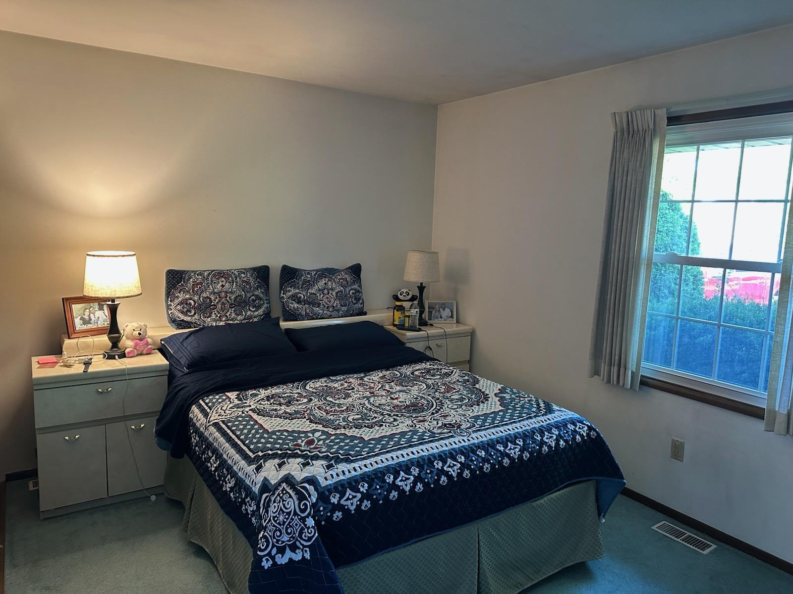 Building Photo - 255 Otterbein Dr
