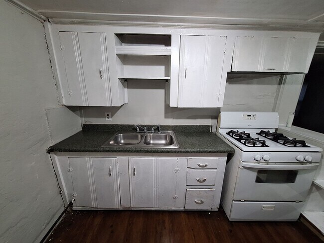 Building Photo - 1 bedroom, 1 bath