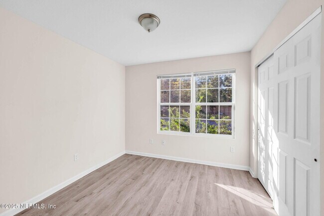 Building Photo - 2603 Lowell Ave