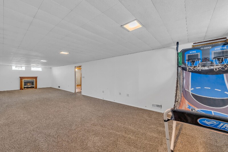 Building Photo - 21518 Willow Ln