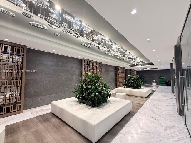 Building Photo - 400 Sunny Isles Blvd