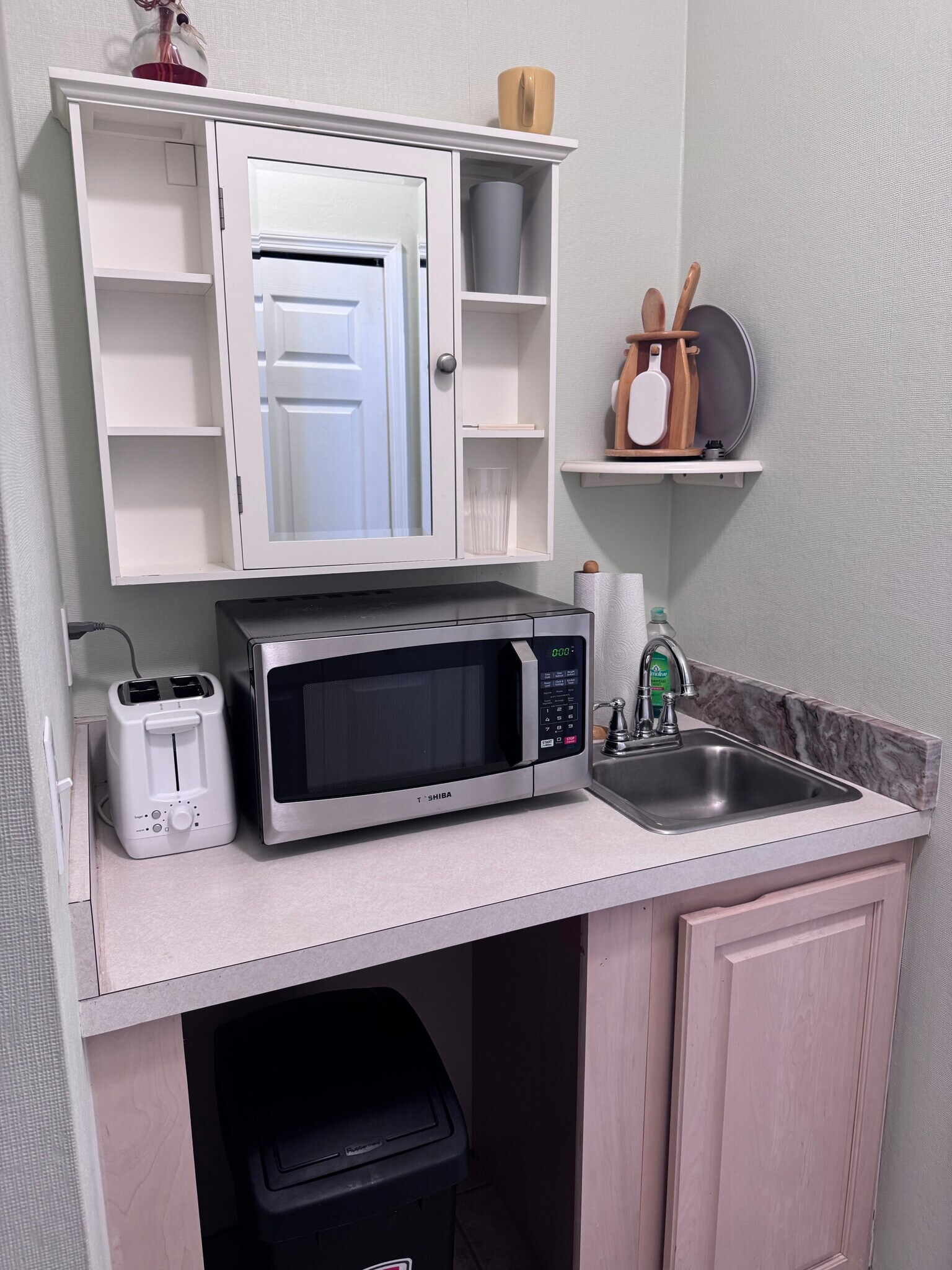 Building Photo - 9819 Perfect Dr