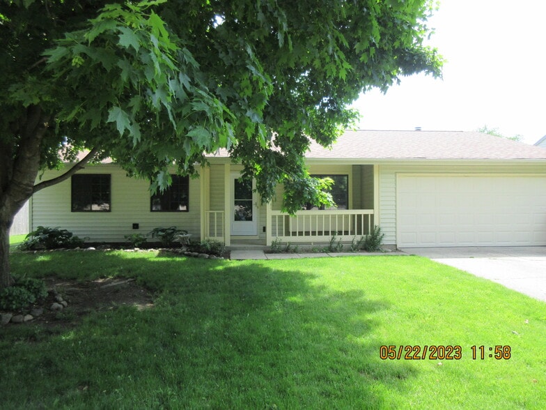 Building Photo - 1406 Daleville Ave