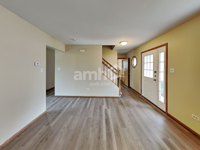 Building Photo - 204 Brink Dr