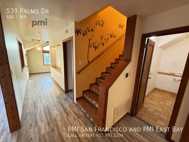 Building Photo - 539 Palms Dr