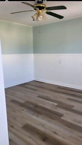 Building Photo - 338 2nd St