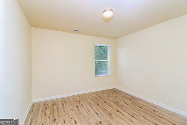 Building Photo - 58 Sharp Way