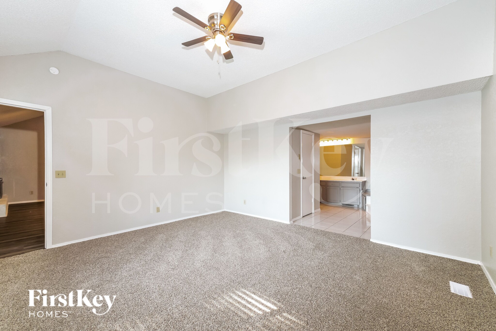 Building Photo - 1008 Sennybridge Dr