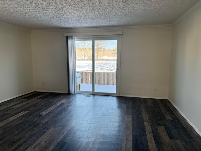 Building Photo - 6706 Manring Ct