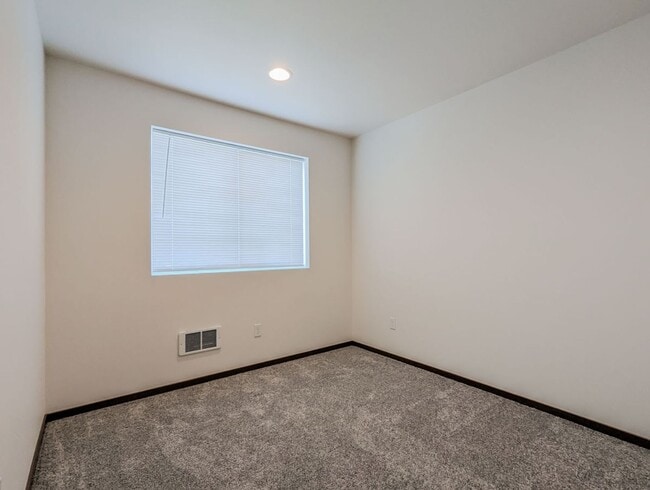 Building Photo - Beautiful Brand New Construction 3 bed, 2....