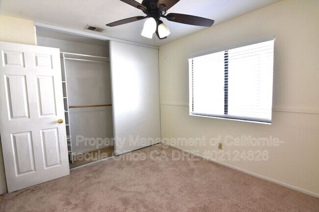 Building Photo - 25424 Boxelder Dr