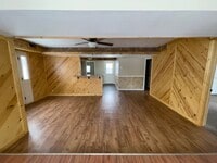 Building Photo - Cozy 2 Bedroom Home! Washer & Dryer Hookups! Large Deck! Spacious Yard!