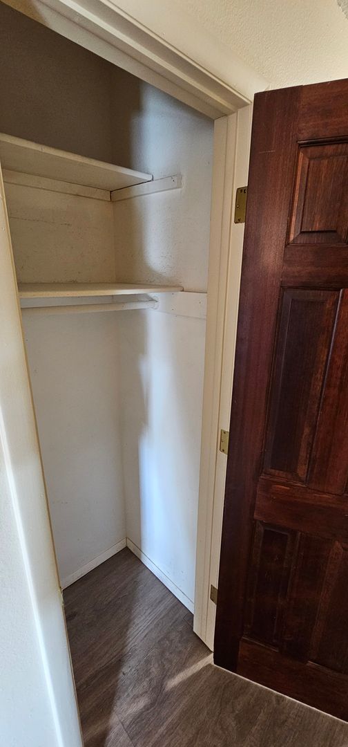Building Photo - Newly Renovated 3Bed/2Bath Home Now Availa...